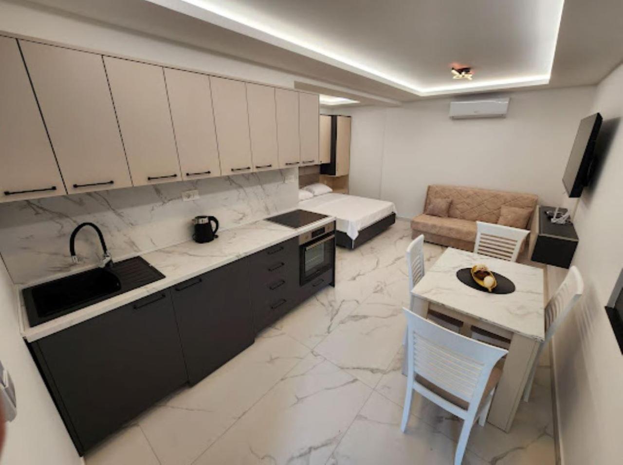 Merlin Prestige Apartments Budva Eksteriør bilde